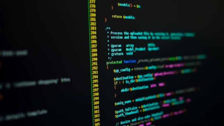 L’AI scopre due falle critiche in PHP, siti oscurati